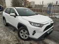 Toyota RAV4 2021 годаfor16 750 000 тг. в Алматы – фото 3