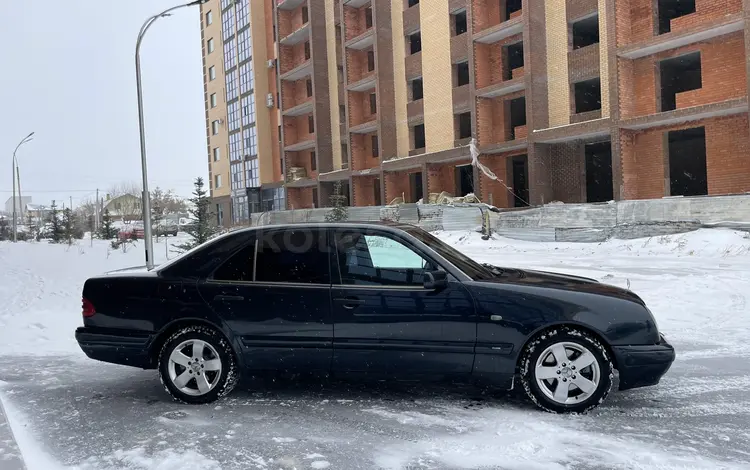 Mercedes-Benz E 280 1997 года за 3 100 000 тг. в Кокшетау