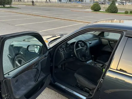 Mercedes-Benz E 320 2001 года за 2 950 000 тг. в Алматы – фото 9