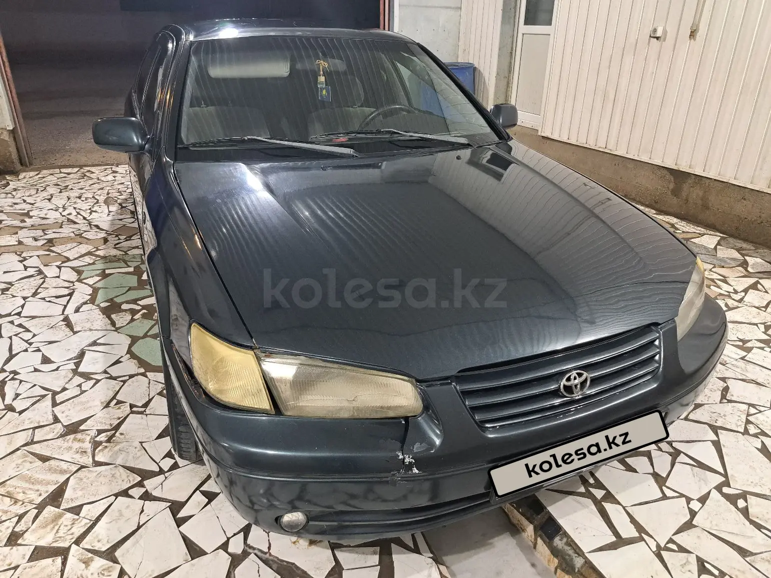 Toyota Camry, 1999