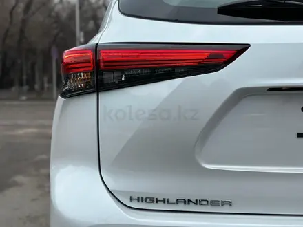 Toyota Highlander 2022 года за 30 000 000 тг. в Алматы – фото 4