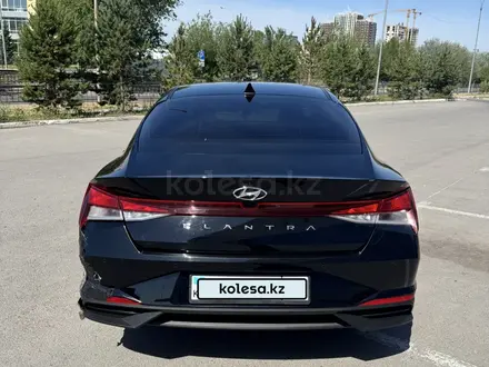 Hyundai Elantra 2023 года за 7 200 000 тг. в Караганда – фото 4
