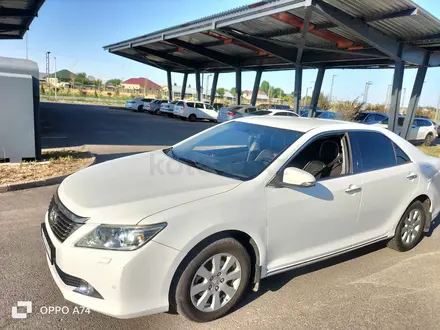 Toyota Camry 2013 года за 9 000 000 тг. в Шымкент – фото 2