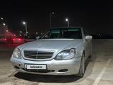 Mercedes-Benz S 320 2001 года за 3 200 000 тг. в Кызылорда – фото 2