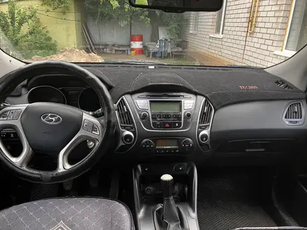 Hyundai ix35 2011 года за 4 300 000 тг. в Актобе – фото 3