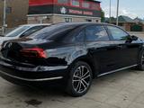 Volkswagen Passat 2018 года за 6 600 000 тг. в Актобе – фото 4