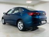 Chevrolet Onix Premier 1 2024 года за 9 290 000 тг. в Костанай – фото 2