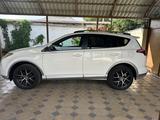Toyota RAV4 2017 годаүшін12 000 000 тг. в Шымкент
