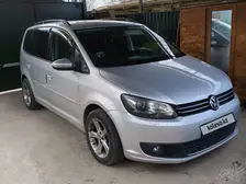 Volkswagen Touran, 2011