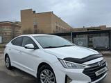 Hyundai Elantra 2019 года за 6 790 000 тг. в Астана – фото 3