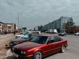 BMW 525 1990 года за 3 500 000 тг. в Атырау – фото 3