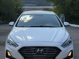 Hyundai Sonata 2019 годаүшін4 100 000 тг. в Караганда – фото 2