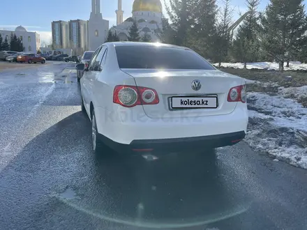 Volkswagen Jetta 2010 года за 4 000 000 тг. в Астана – фото 3