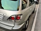 Toyota Harrier 2001 года за 3 800 000 тг. в Алматы – фото 2