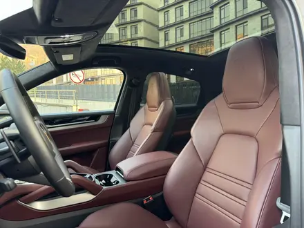 Porsche Cayenne Coupe 2024 года за 75 000 000 тг. в Алматы – фото 15