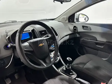 Chevrolet Aveo 2014 года за 2 540 000 тг. в Павлодар – фото 23