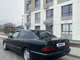 Mercedes-Benz E 420 1996 годаүшін2 500 000 тг. в Алматы – фото 4