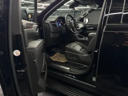 Chevrolet Tahoe 2022 года за 45 700 000 тг. в Алматы – фото 14