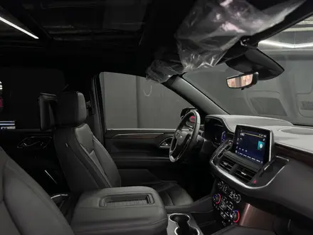 Chevrolet Tahoe 2022 года за 45 700 000 тг. в Алматы – фото 19