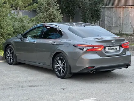 Toyota Camry 2023 года за 17 300 000 тг. в Караганда – фото 9
