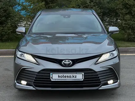 Toyota Camry 2023 года за 17 300 000 тг. в Караганда – фото 3