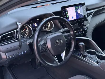 Toyota Camry 2023 года за 17 300 000 тг. в Караганда – фото 20