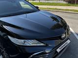 Toyota Camry 2021 годаүшін17 800 000 тг. в Шымкент – фото 3