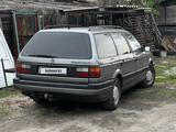 Volkswagen Passat 1993 годаүшін2 400 000 тг. в Алматы – фото 3