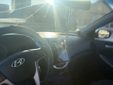Hyundai Accent 2014 года за 4 400 000 тг. в Семей – фото 5