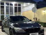 BMW 750 2010 года за 18 000 000 тг. в Алматы – фото 2