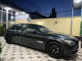 BMW 750 2010 года за 18 000 000 тг. в Алматы