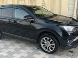 Toyota RAV4 2016 года за 12 500 000 тг. в Шымкент