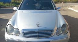 Mercedes-Benz C 200 2003 года за 3 700 000 тг. в Астана