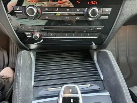 BMW X6 2017 года за 19 500 000 тг. в Алматы – фото 10
