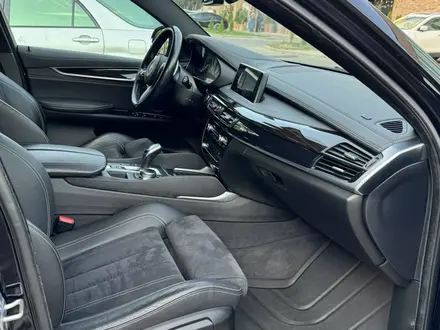 BMW X6 2017 года за 19 500 000 тг. в Алматы – фото 16