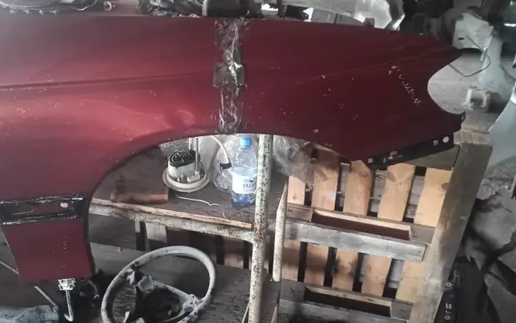 Крылья передние для Opel Omega за 10 000 тг. в Алматы