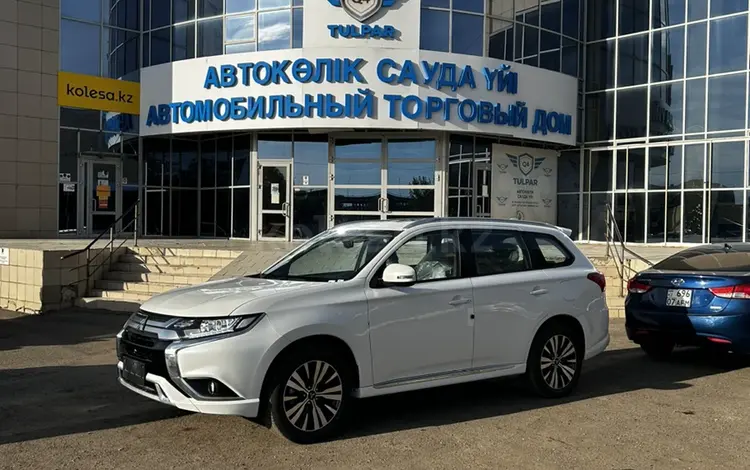 Mitsubishi Outlander 2022 годаүшін11 750 000 тг. в Уральск