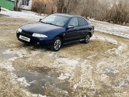 Mitsubishi Carisma 1995 года за 1 600 000 тг. в Костанай – фото 2