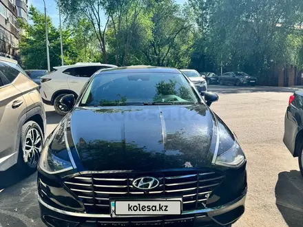 Hyundai Sonata 2021 года за 10 500 000 тг. в Алматы