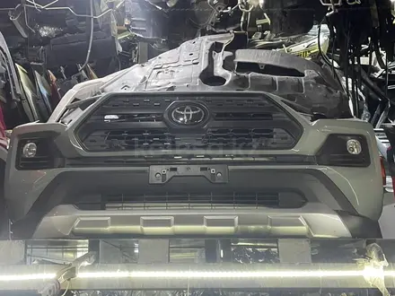 Бампер в сборе RAV4 за 550 000 тг. в Алматы