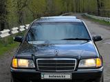 Mercedes-Benz C 240 1998 года за 2 900 000 тг. в Алматы – фото 4