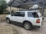 Ford Explorer 2004 года за 5 900 000 тг. в Алматы – фото 2