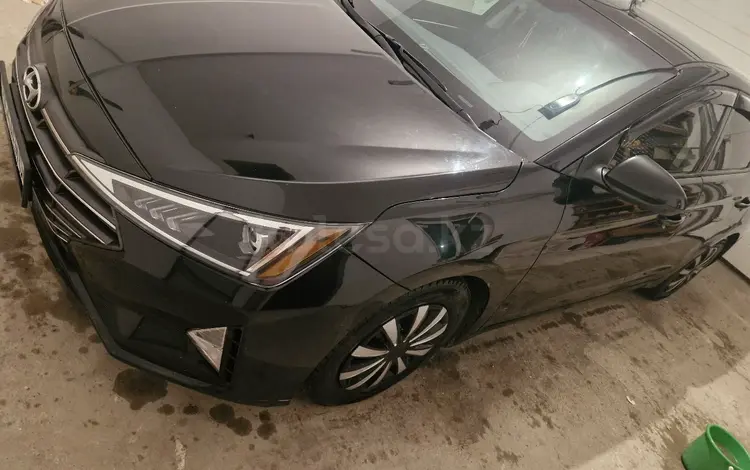 Hyundai Elantra 2018 года за 7 700 000 тг. в Атырау