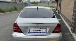 Mercedes-Benz C 200 2001 годаүшін2 500 000 тг. в Алматы – фото 5