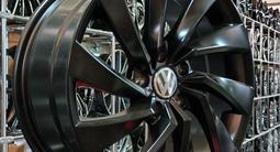 VOLKSWAGEN на 17 новые дискиүшін220 000 тг. в Астана