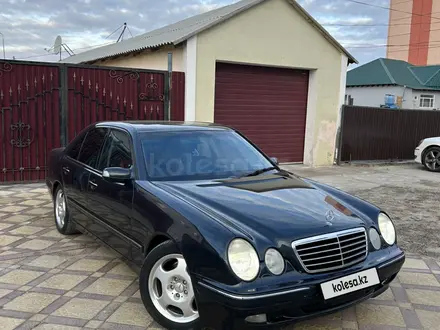 Mercedes-Benz E 430 2001 года за 5 800 000 тг. в Атырау – фото 14