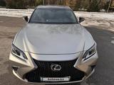 Lexus ES 350 2021 года за 27 300 000 тг. в Алматы – фото 4