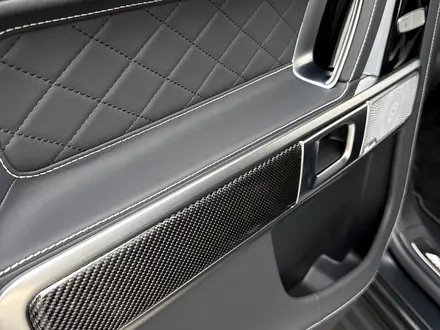 Mercedes-Benz G 63 AMG 2022 года за 101 000 000 тг. в Алматы – фото 27