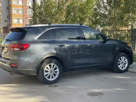 Kia Sorento 2019 годаүшін8 500 000 тг. в Астана – фото 5