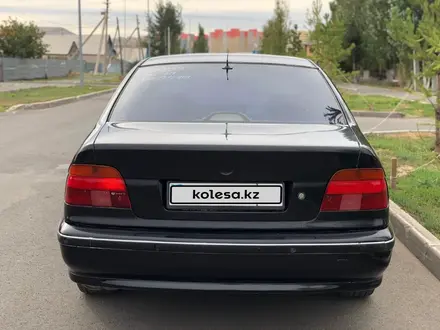 BMW 528 1997 года за 2 700 000 тг. в Астана – фото 7